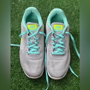 Nike Womens Revolution 3 819303-005 Gray Running Shoes Sneakers Size 6